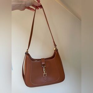 Elegant Brown Leather Shoulder Bag